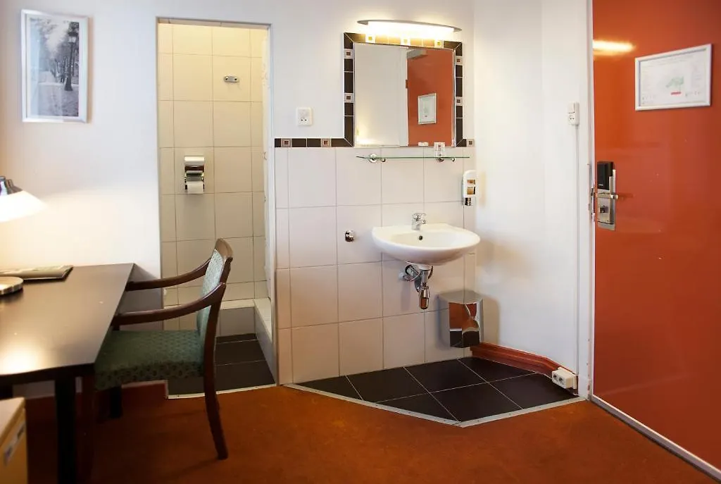 Beurshotel Utrecht 2*,